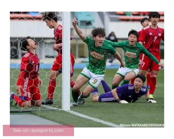 围绕足球100分直播打造全方位赛事解析与实时互动体验平台